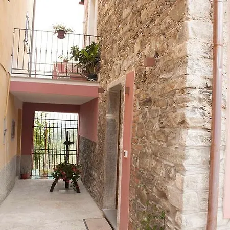 Il Borgo Di Pegui * Bolano